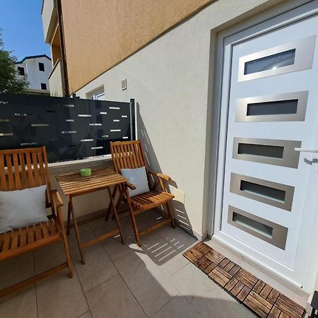 Apartment Ararita Krk Town Eksteriør bilde